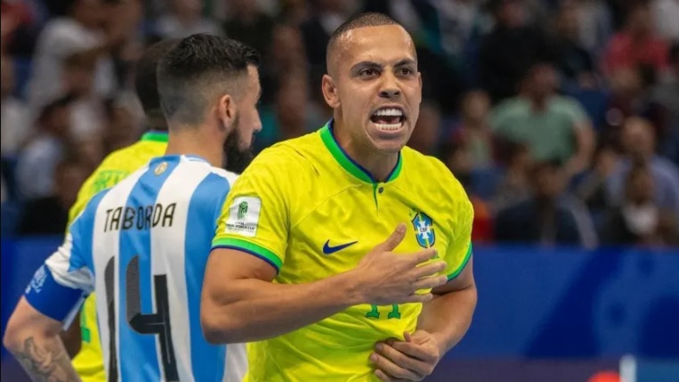 É hexa! Brasil vence Argentina e conquista o Mundial de Futsal