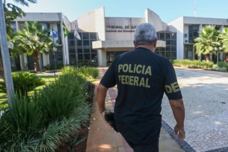 Polícia Federal fecha balcão de negócios e afasta cúpula da Justiça de MS