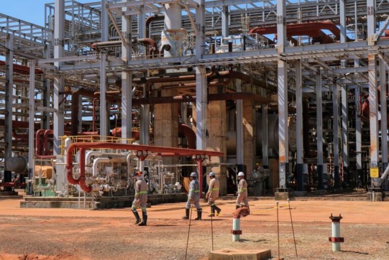 Retomada da UFN3 deve gerar mais de 8 mil empregos em MS