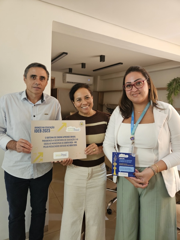 Costa Rica celebra conquista na Educação com avanços no IDEB e homenagem a profissionais da área