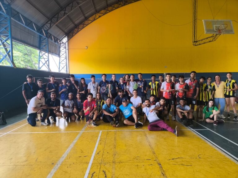 Sucesso o primeiro Festival de Badminton Escolar em Costa Rica
