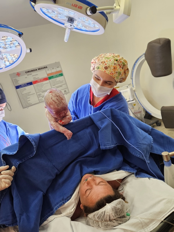 Sofia é a primeira bebê costarriquense a nascer na Fundação Hospitalar de Costa Rica em 2025