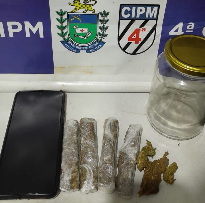 Polícia Militar prende homem por tráfico de drogas em Chapadão do Sul