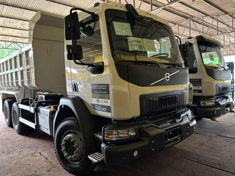 Prefeitura de Costa Rica investe R$ 1,38 milhão na aquisição de caminhões para reforçar a infraestrutura produtiva do município