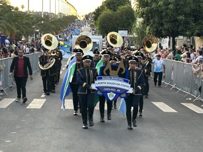 Costa Rica celebra 46 anos com grandioso Desfile Cívico-Militar que exaltou história, cultura e orgulho do povo costarriquense